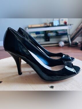 Fergalicious Black Patent Peep-Toe Heels size 7.5 /8